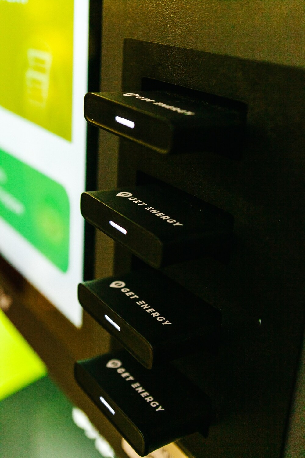 Зарядка телефона 